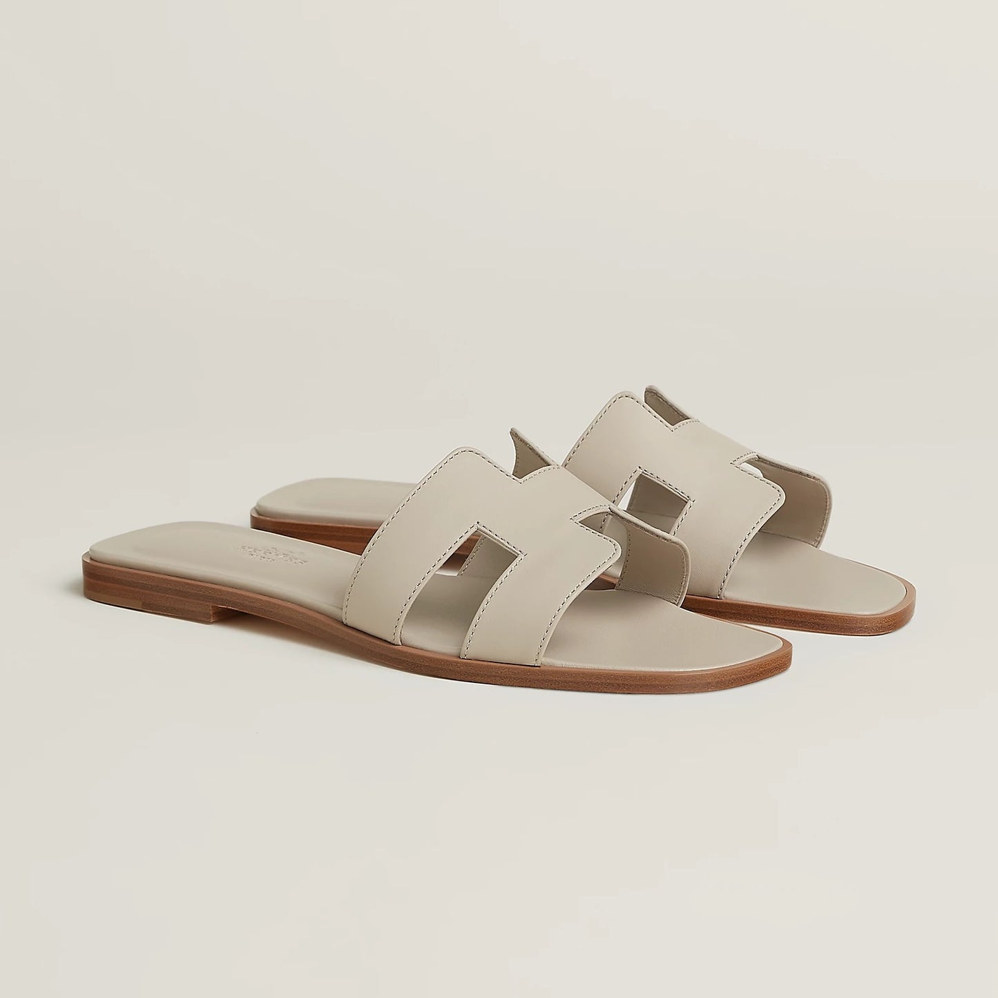Nuuvo Oran Sandal