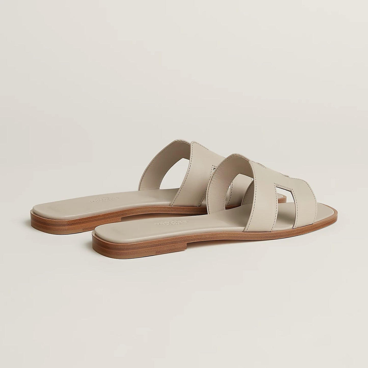 Nuuvo Oran Sandal