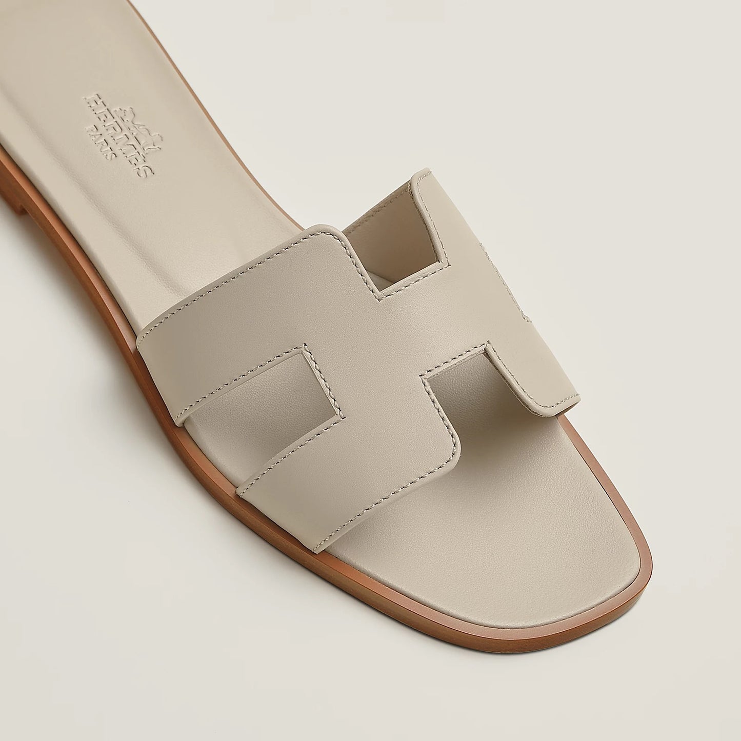 Nuuvo Oran Sandal
