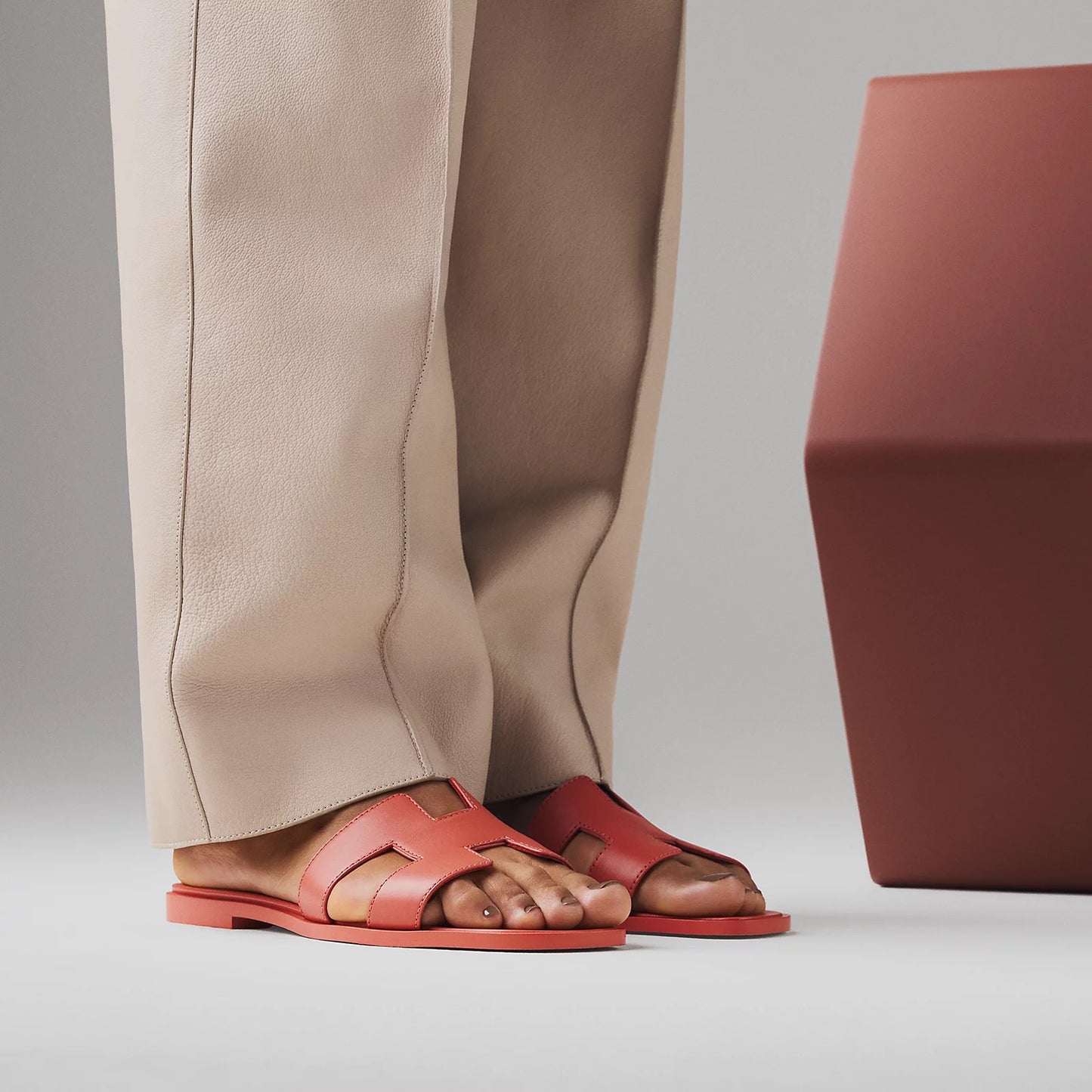 Nuuvo Oran Sandal
