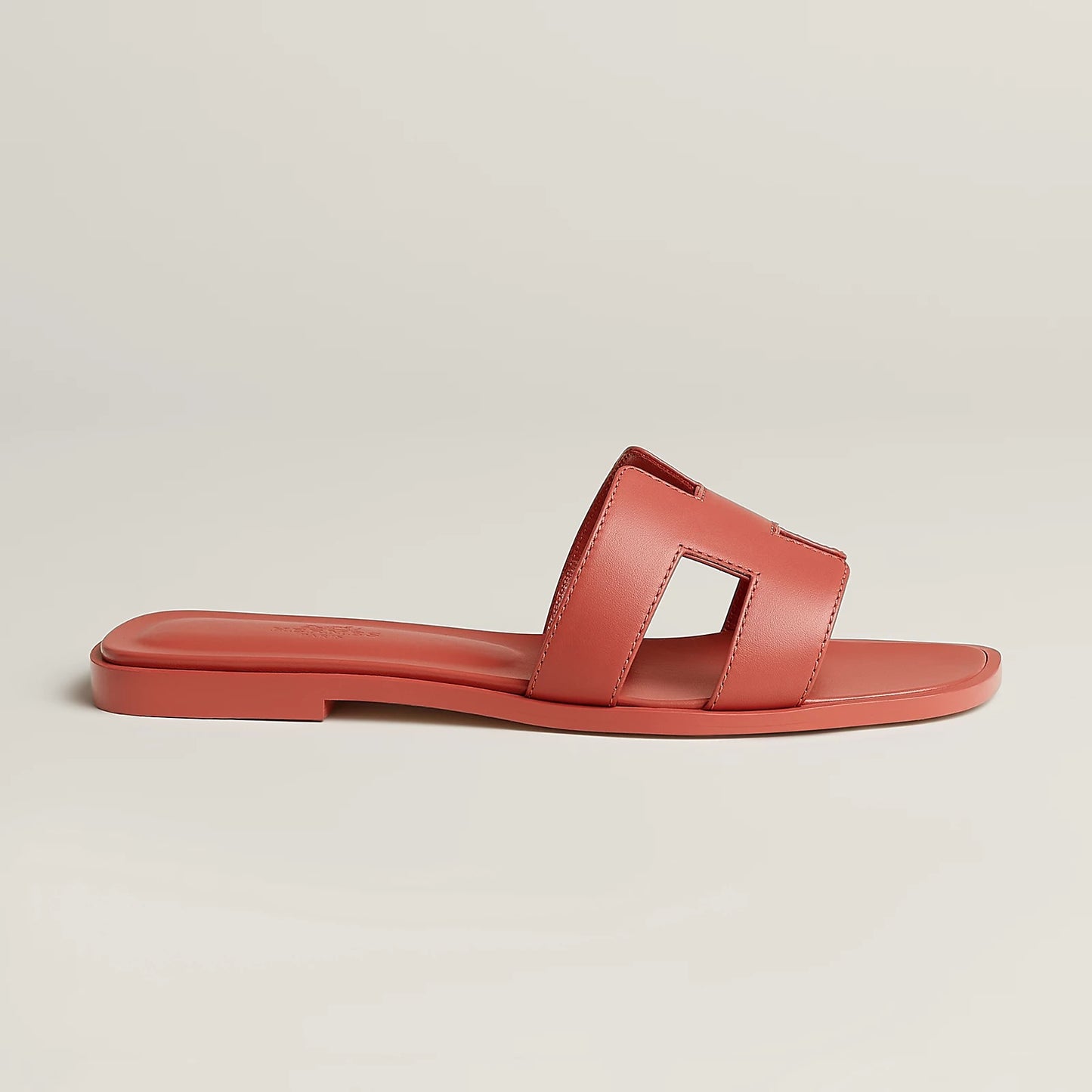 Nuuvo Oran Sandal