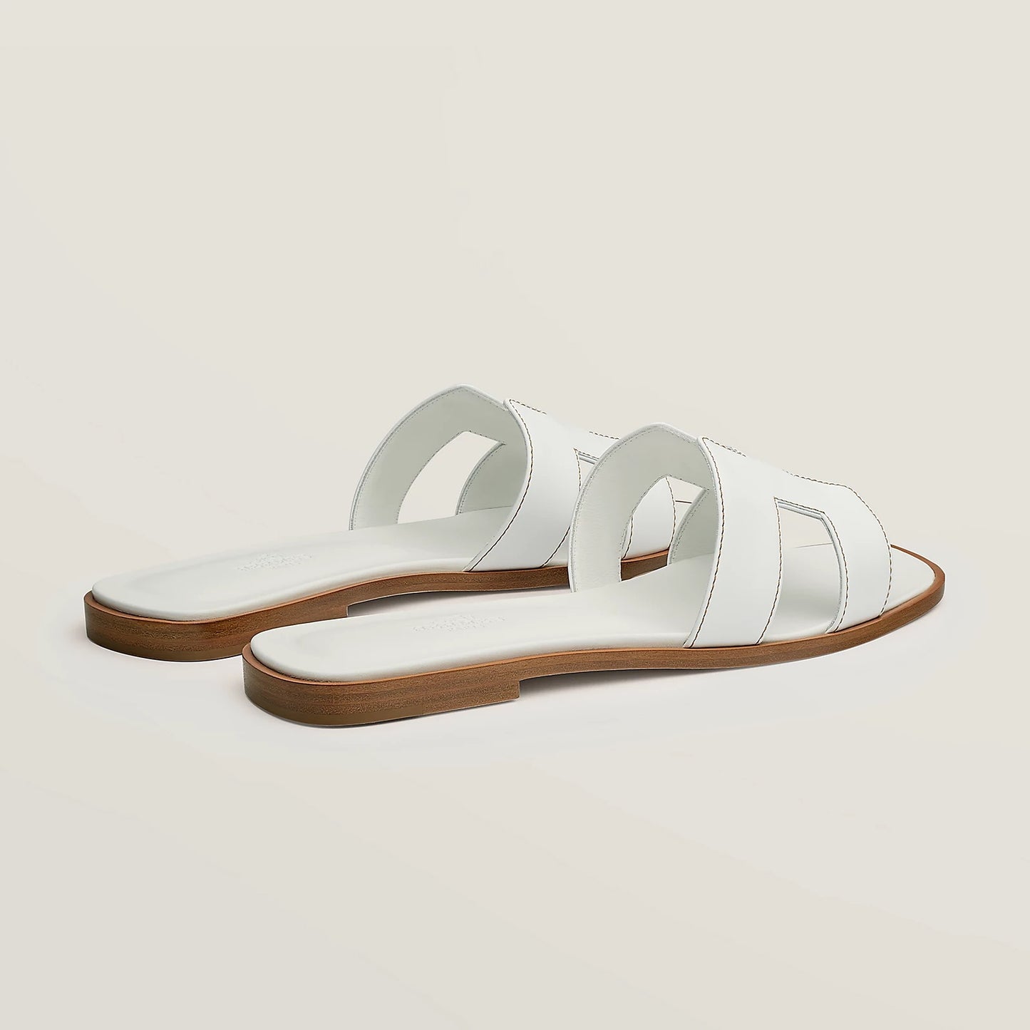 Nuuvo Oran Sandal